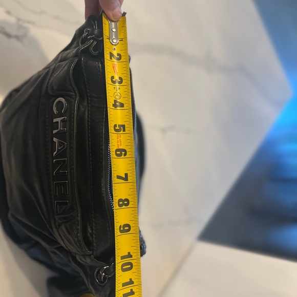 CHANEL Black Leather Handbag with Silver Details - Picture 9 of 13